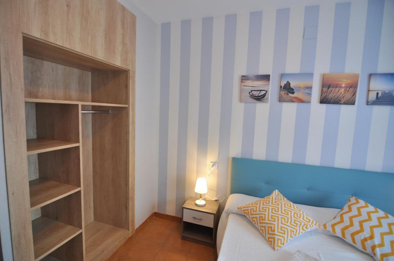 Rnet - MT Apartaments Roses Extérieur photo