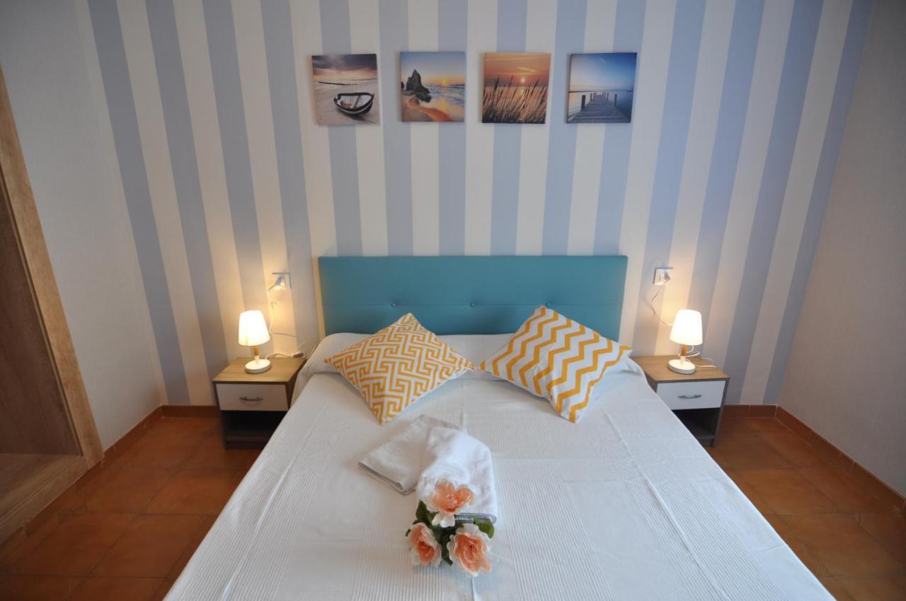 Rnet - MT Apartaments Roses Extérieur photo