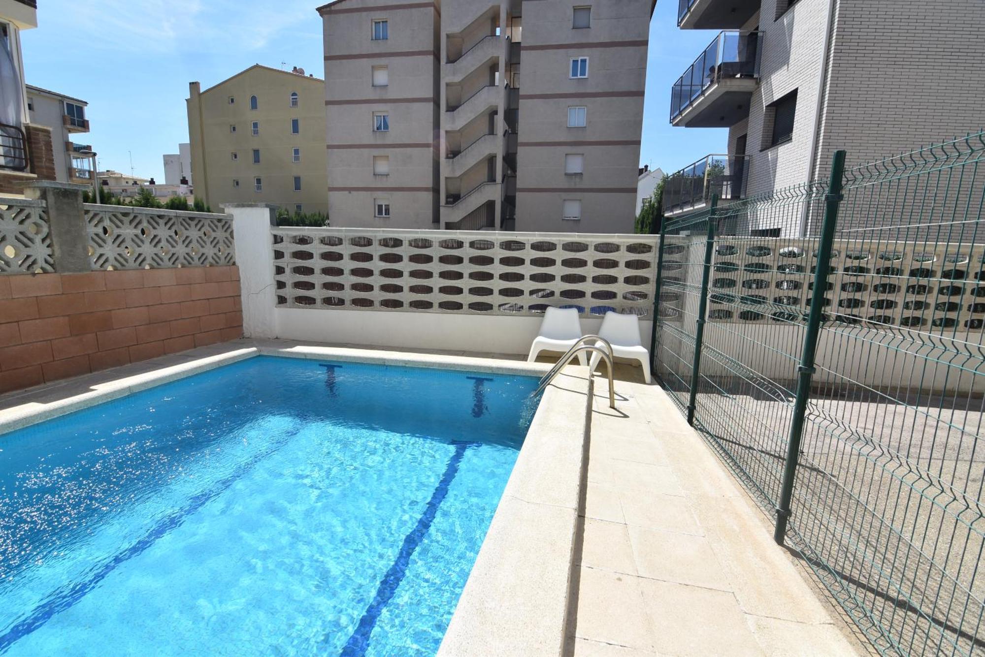 Rnet - MT Apartaments Roses Extérieur photo